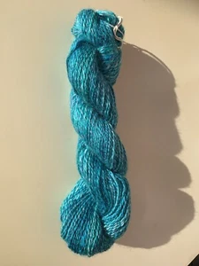 Handspan Angora Fibre Skein Turquoise Colour - Picture 1 of 2
