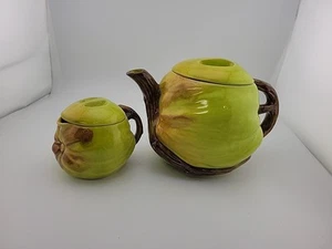 Rare Haldon Group Green Apple Ceramic Teapot And Creamer - Picture 1 of 9