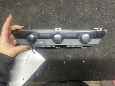 Temperature Control US Market Single Zone Sport Fits 23-24 HR-V 2062123 - Image 1 of 4