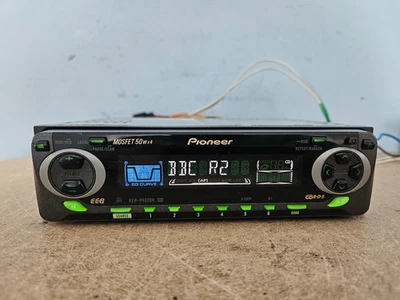 PIONEER KEH-P4020R RETRO CAR RADIO STEREO CASSETTE PLAYER HEAD UNIT - Image 1 of 4