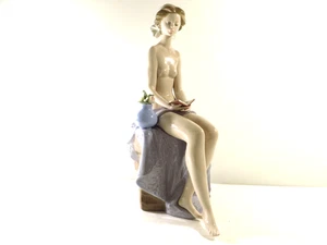 Statuina porcellana vintage Lladro artista modello 5417 con base in legno, 12", LEGGI - Foto 1 di 12
