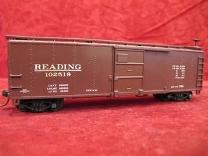 HO SCALE TRAIN CAR WITH Kadee couplers LOT 1 - Picture 1 of 10