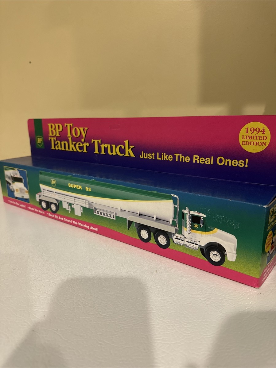 Camion Trailer T Rex De Hot Wheels Camión De Juguete Toyland