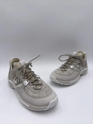 Женские коренастые кроссовки Chanel с блокировкой логотипом CC желтовато-коричневые замшевые размер 39,5 - Изображение 1 из 4