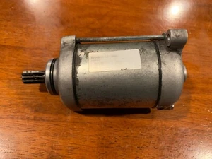 1999 suzuki dr650se Starter - Picture 1 of 3