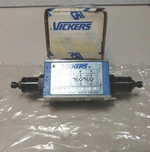 Vickers DGMFN-3-X-A2W-B2W-21 Hydraulic Flow Control Valve - Picture 1 of 11
