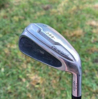 Cleveland 588 Altitude 8 Iron - Actionlite 55 Ust R Flex - RH - Lamkin Grip - Image 1 of 4