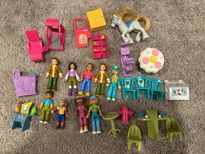 Lot of Fisher Price Sweet Streets Figures & Dollhouse Accessories - Picture 1 of 5