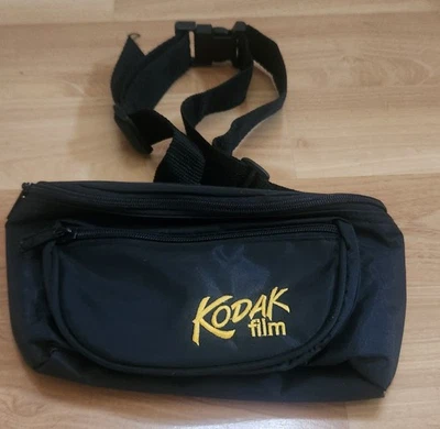 Riñonera Kodak Film Vintage. Negro. Ajustable. Escritura bordada. SPOTLESS Foto 1 de 4