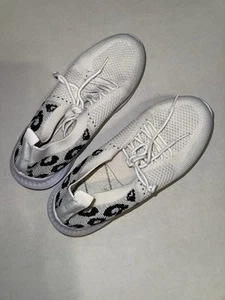 Zapatilla Tenis Leopardo y Blanco Talla 7 Transpirable - Imagen 1 de 6
