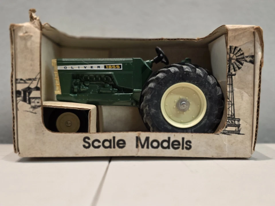 Oliver 1855 1/25 Scale Rubber Tire Die Cast Farm Tractor Ertl Scale Models - Image 1 of 4