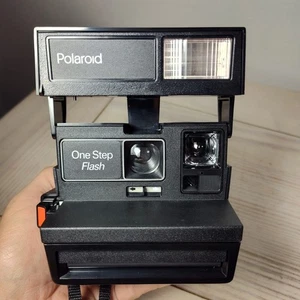 Polaroid 600 One Step Instant Camera FILM TESTED! Works Great! - Picture 1 of 8