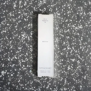 NEW Riddle Muse Made In USA Roll-On Oil Fragrance 8ml .27 Fl oz Expiration 08/26 - Picture 1 of 5