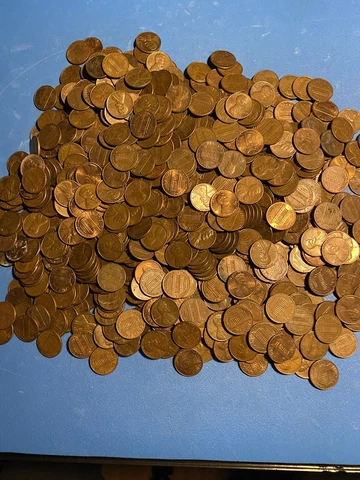 1000 95% Copper Cents Pennies Pre 1982 Unsearched Cover