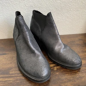 Eileen Fisher Metallic Dome Ankle Gore Cuff Comfort Ankle Boots Size 7.5 - Picture 1 of 10