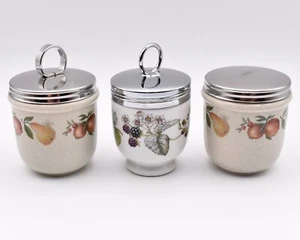 3 mimadores de huevos de colección incluyendo 2 membrillos de madera de cuña + 1 Royal Worcester Lavinia - Imagen 1 de 9