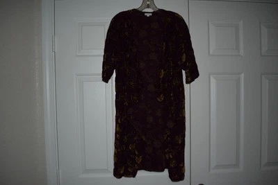 Mujer Talla M LuLaRoe Granate Frente Abierto Camisa Chaqueta Bordada Flores Doradas Foto 1 de 4