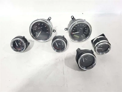 Complete Gauge Set PN 67349-08, 67348-04D OEM 2009 Harley Davidson FLTRU - Image 1 of 4