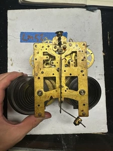 (LM52) - ANTIKES NEW HAVEN KAMINUHRWERK - Bild 1 von 6