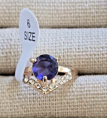 Anillo Amatista Chapado en Oro con Cristales Transparentes - Talla 6 Elegante Simulado Foto 1 de 3