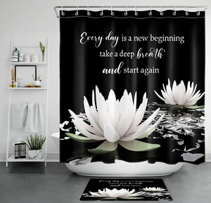 Inspirador juego de cortinas de ducha florales blancas y negras para decoración de baño - Imagen 1 de 23