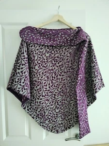 New Ladies Women Ponchos/Capes one Size 12-20 - Picture 1 of 5