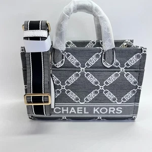 MICHAEL MICHAEL KORS Empire Gigi Logo East West Messenger Bag Small - Bild 1 von 17