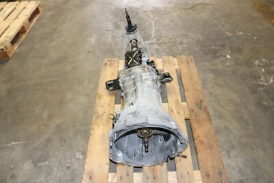 Infiniti G35 2005-2006 cupé 3,5 L V6 VQ35DE transmisión manual de 6 velocidades Foto 1 de 4