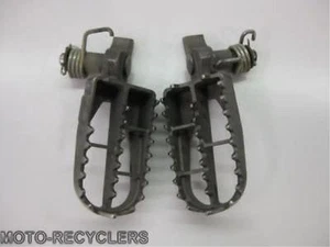 05 06 07 RMZ450 RMZ 450 Foot Pegs rest Q - Picture 1 of 1