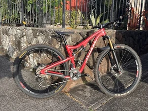 Santa Cruz/Juliana Joplin mountain bike 29 carbon small - Picture 1 of 4
