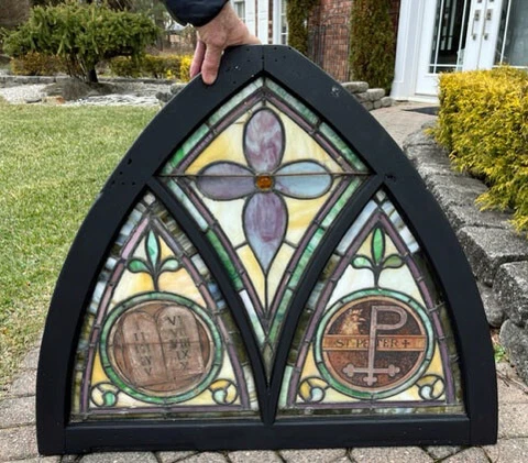 ANTIQUE CHURCH STAINED GLASS WINDOW **A** ARCHED FRAME Cover