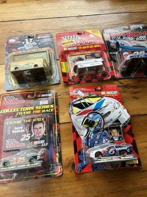 Lot Of 5 Racing Champions 1:64 Scale NASCAR Vintage Cars New In The Package - Image 1 of 4