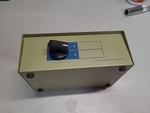 Data Transfer Switch 2 Port A/B - Picture 1 of 8