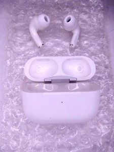 Genuine Apple Airpods Pro Gen 1 A2084 A2083 Earbuds (021125) - Photo 1 sur 7