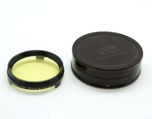 VINTAGE PUSH-ON ZEISS LIGHT GREEN YELLOW Filter 31 mm EXC! IN BAKELITE CASE - Picture 1 of 2