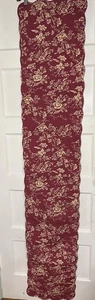 "Corredor de mesa vintage con estampado colonial floral borgoña de 13"" x 70"" nuevo sin etiquetas" - Imagen 1 de 13