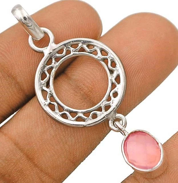 Colgante de plata de ley maciza 925 de cuarzo rosa natural de Madagascar  Foto 1 de 1