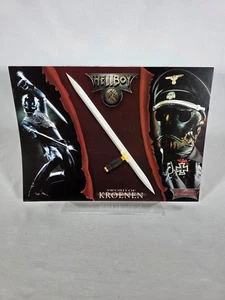 Hellboy Schwert von Kroenen Film Promo Postkarte - 2004 Ron Perlman Doug Jones - Bild 1 von 2