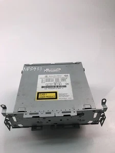 MERCEDES-BENZ C W204 Musik-Player mit GPS A2049069701 2010 26860852 - Bild 1 von 4