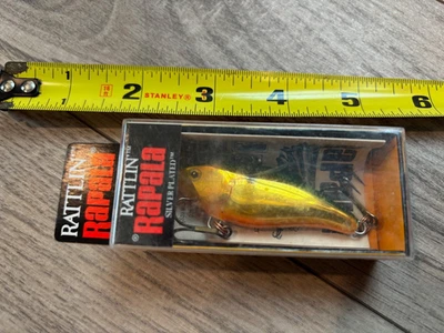 Nuevo Rapala RNR-5 SGSD Descontinuado Raro Sombra Verde Dorado 2" 3/8oz Rattlin Raro Foto 1 de 4