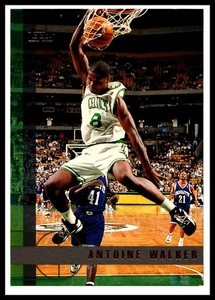 1997 Topps Antoine Walker Boston Celtics #126 Forward Rookie NBA Base Card HOF - Foto 1 di 2