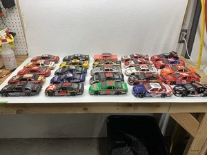 Lotto 26 modellini auto Nascar scala 1/64 - Foto 1 di 8