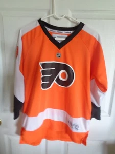 Camiseta deportiva de hockey de los Philadelphia Flyers - NHL - Claude Giroux #28 - juvenil L/XL - Imagen 1 de 4