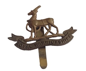 Original WW2 Royal Warwickshire Regiment Cap Badge Bi-Metal Slider Vintage - Picture 1 of 6