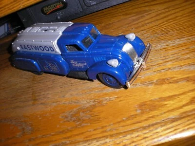 ERTL The Eastwood Company 1939 Dodge Airflow Delivery Truck Bank w Key Free SHIP - Image 1 of 4