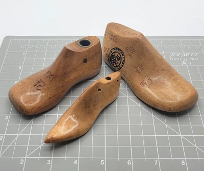 3 increíbles duras de zapatos zapateros de madera de colección/1-muestra de vendedor raro-moldes para bebé Morton Foto 1 de 4