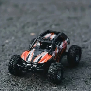 2.4GHZ Micro Speed Warrior RC Buggy - Picture 1 of 7