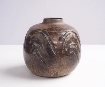 Mid Century Studio Pottery Ovoid Vase with Carved Decoration Signed 'MOSS' - Image 1 of 4