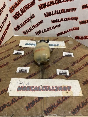 Tanque de expansão de líquido de arrefecimento do motor genuíno para Toyota Celica 2000-2005 - Imagem 1 de 4