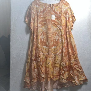 Free People Damen-Minikleid mehrfarbig Blumendruck Erdbeerfelder XL neu mit Etikett - Bild 1 von 11